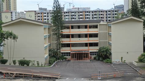 Singapore School Examinations .